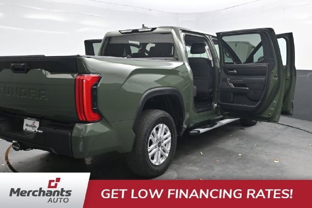 Used 2022 Green Toyota SR5 image 46