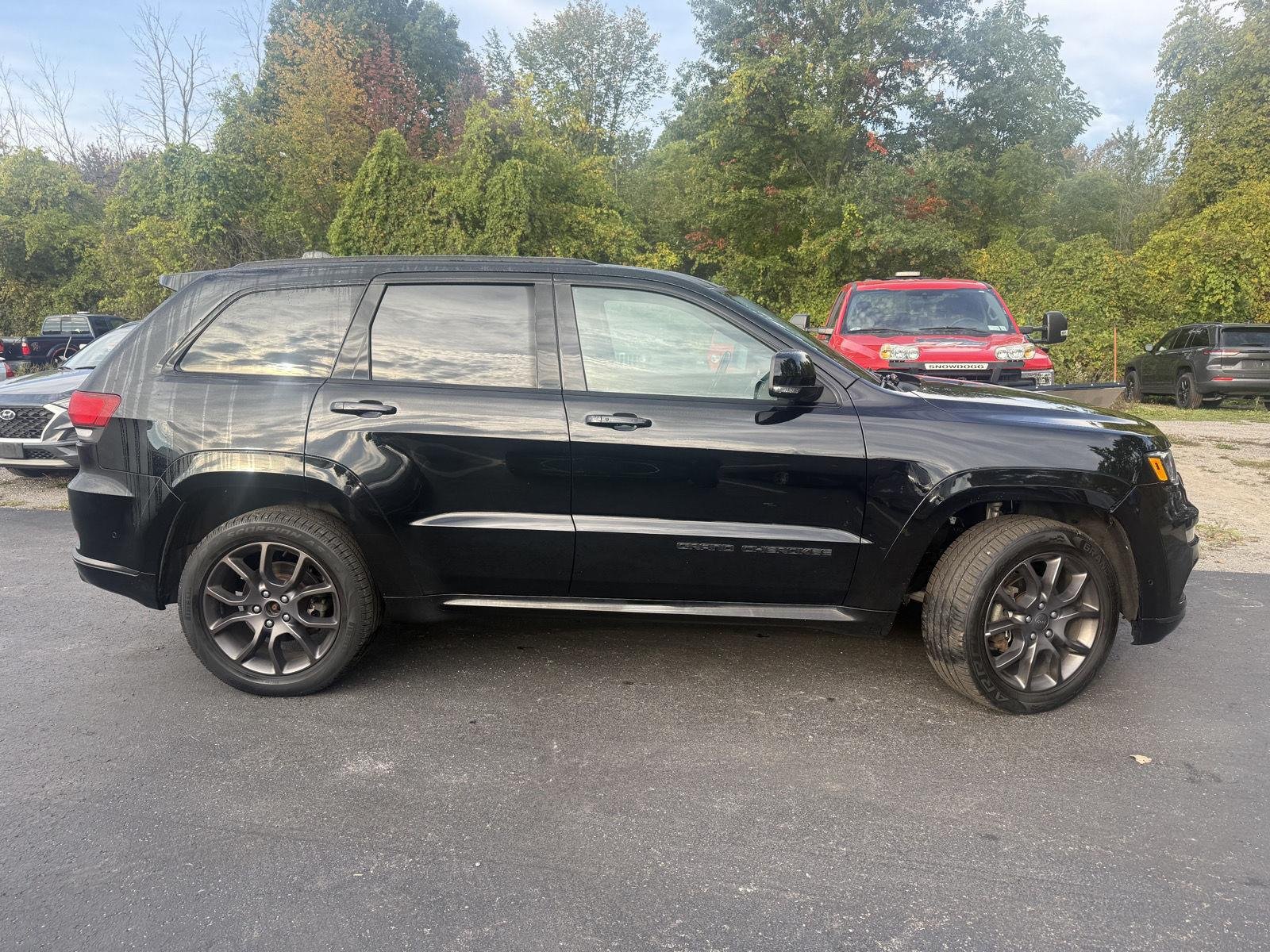 Used 2020 Diamond Black Crystal Pearlcoat Jeep High Altitude image 3