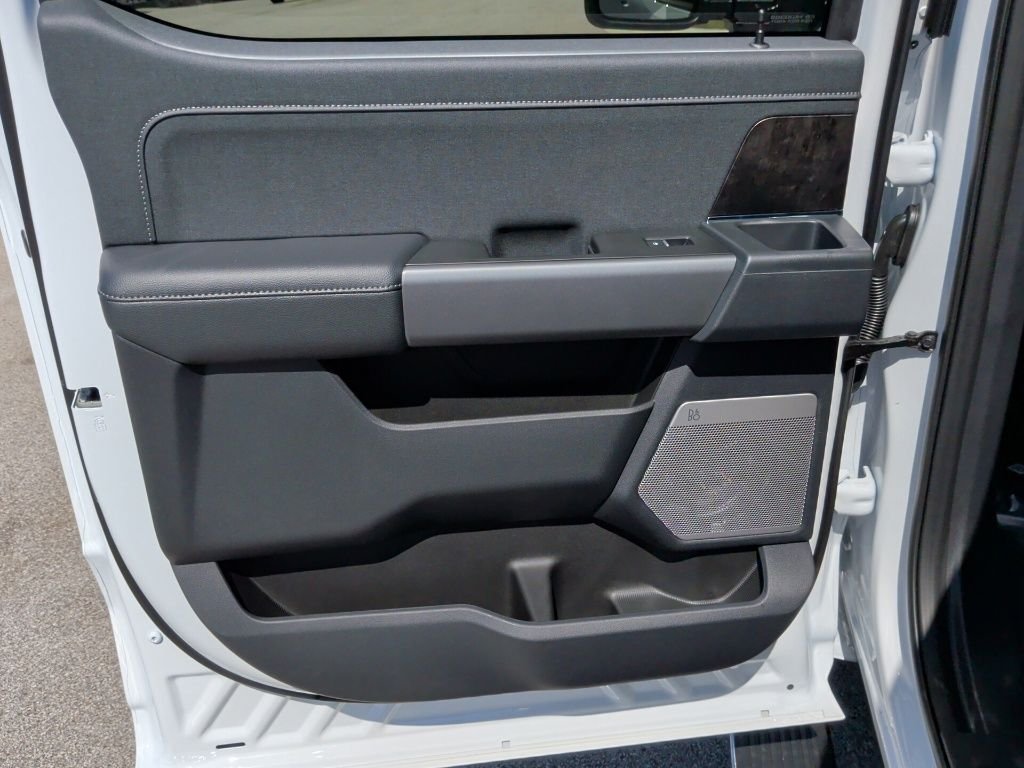 New 2026 Oxford White Ford F-350® Lariat® image 34