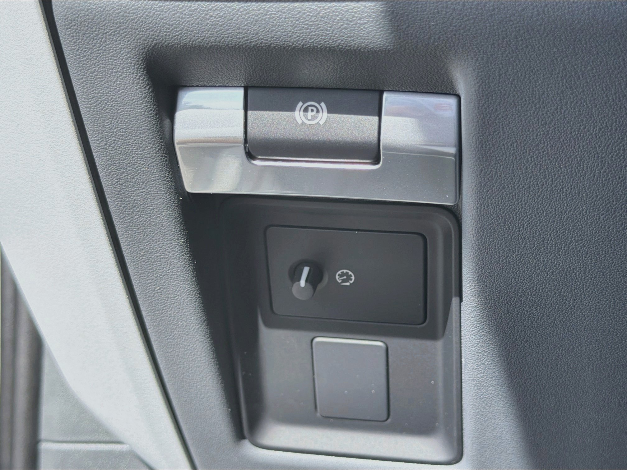 New 2026 Borasco Grey Land Rover X-Dynamic SE image 36