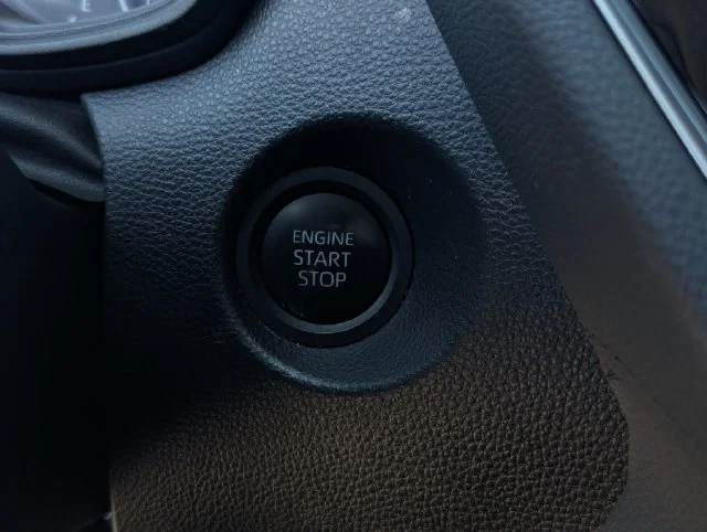 2024 Toyota Corolla Cross LE - Photo 29