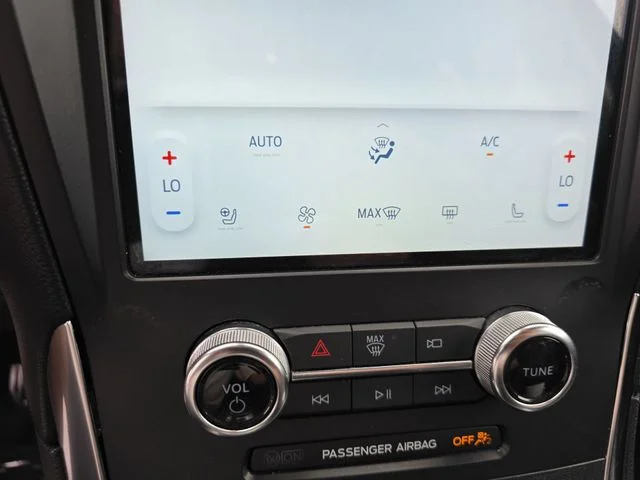 Used 2024 Silver Ford Titanium image 25