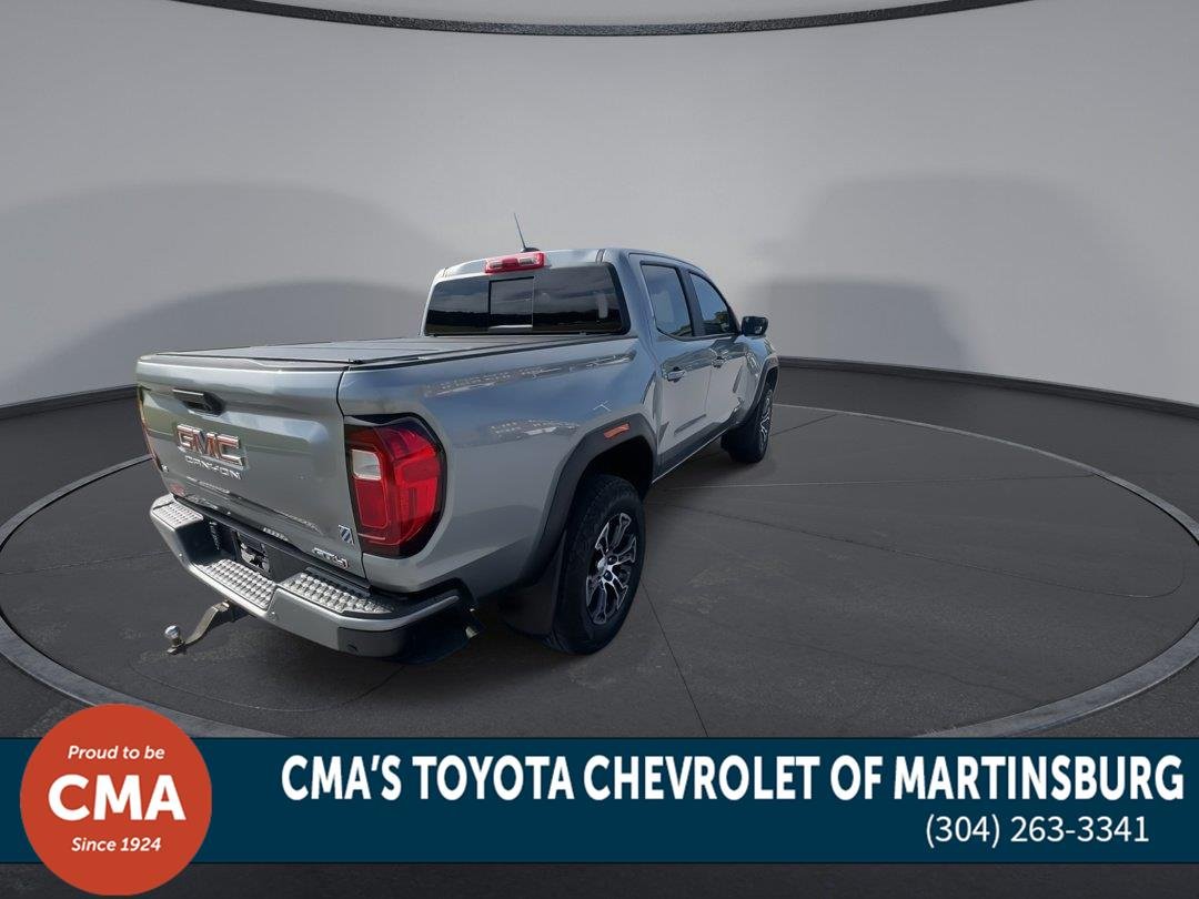 Used 2025 Sterling Metallic GMC 4WD AT4 image 8