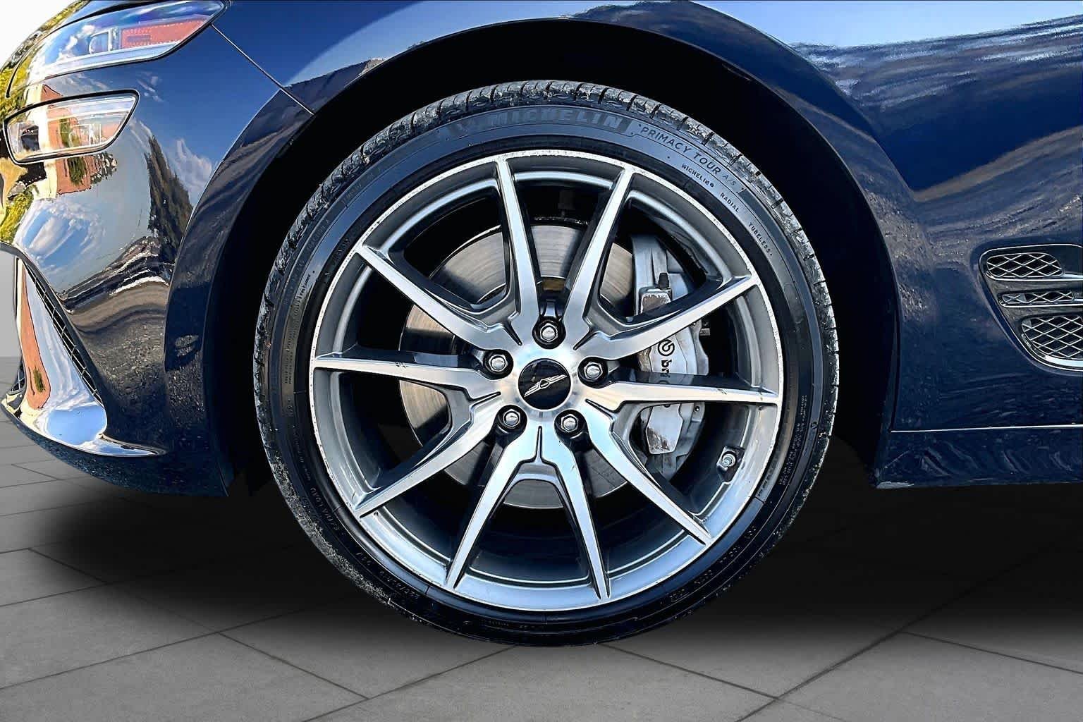 Used 2026 Capri Blue Genesis 2.5T image 11