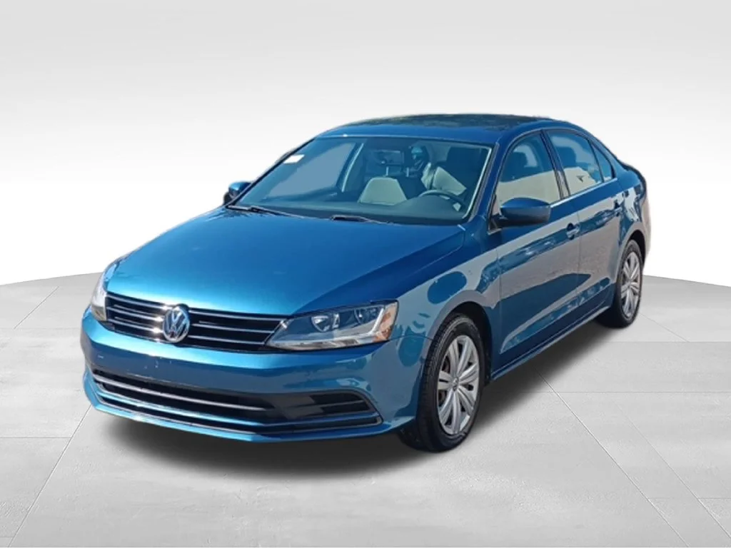 Used 2017 Silk Blue Metallic Volkswagen 1.4T S image 3