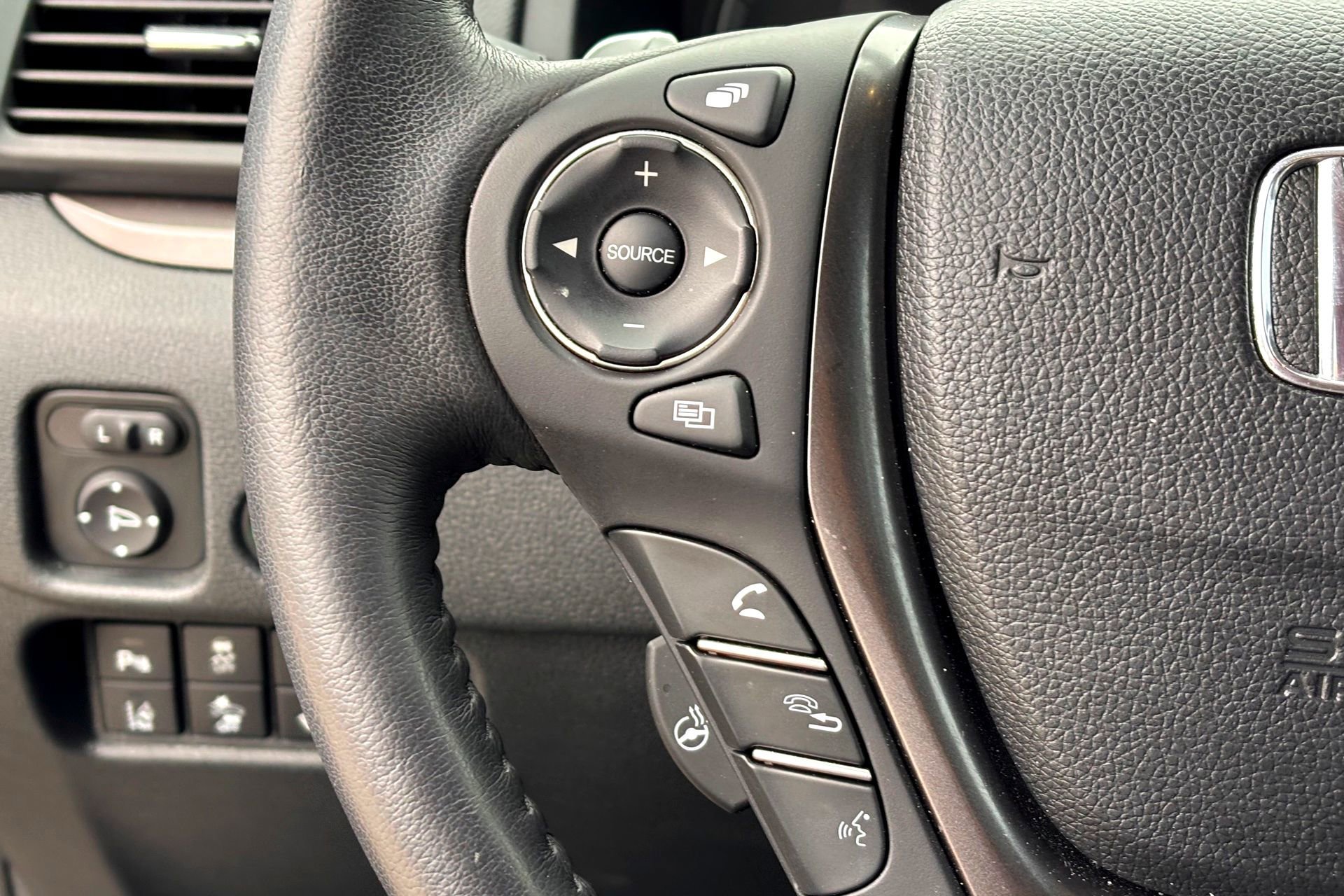 2023 Honda Ridgeline RTL-E - Photo 18