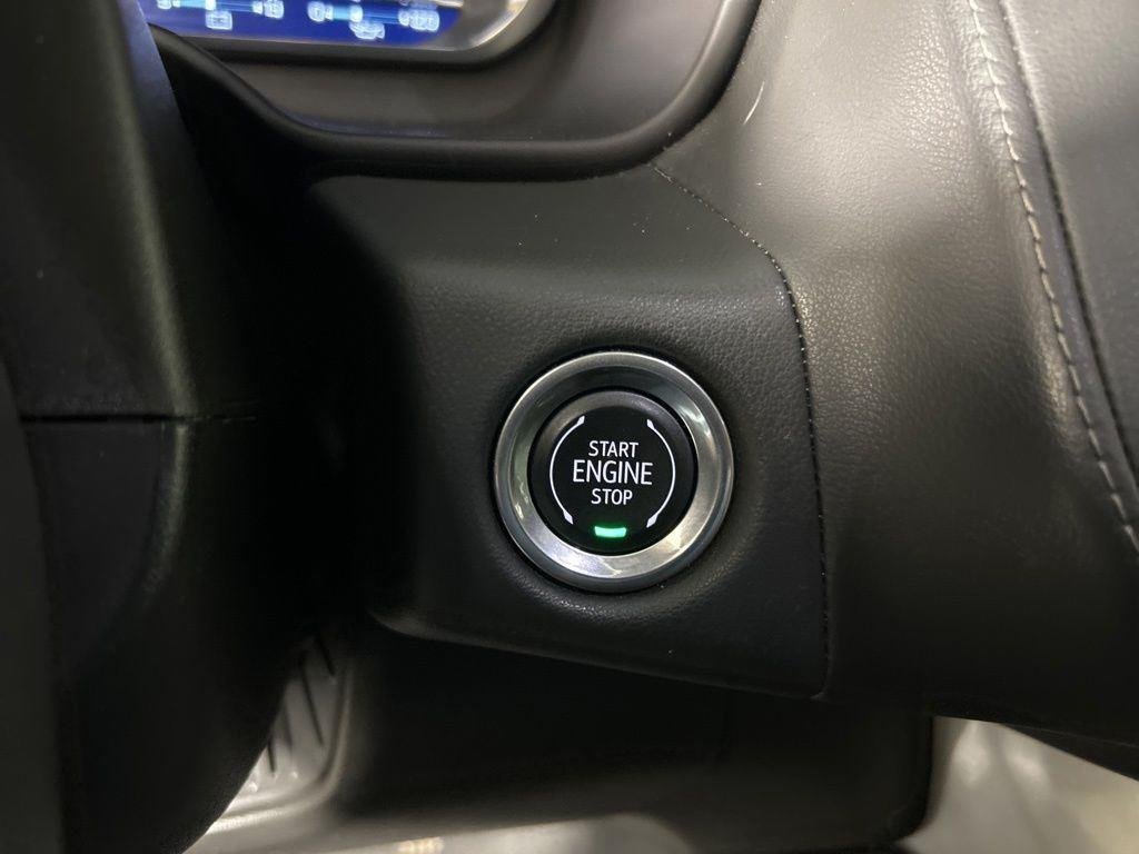 Used 2024 Black Chevrolet Z71 image 30