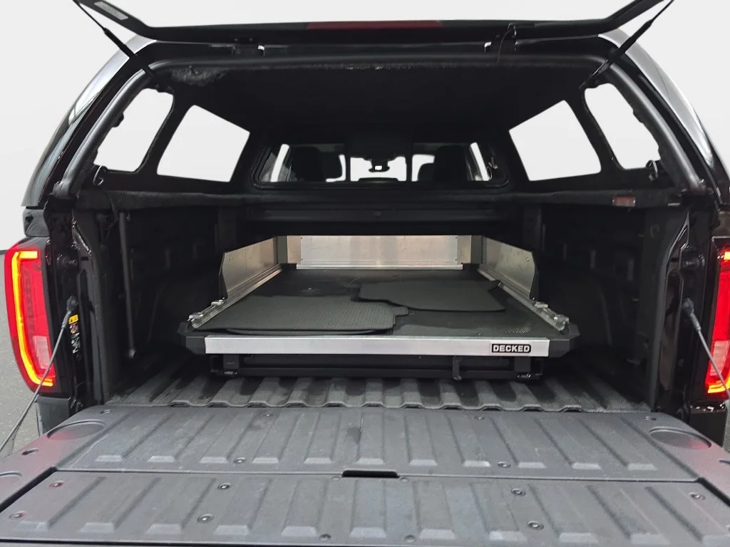 Used 2024 Black GMC Denali image 14