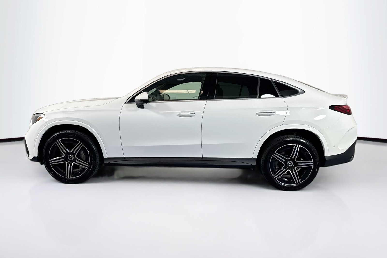 New 2026 Polar White Mercedes-Benz GLC 300 image 8
