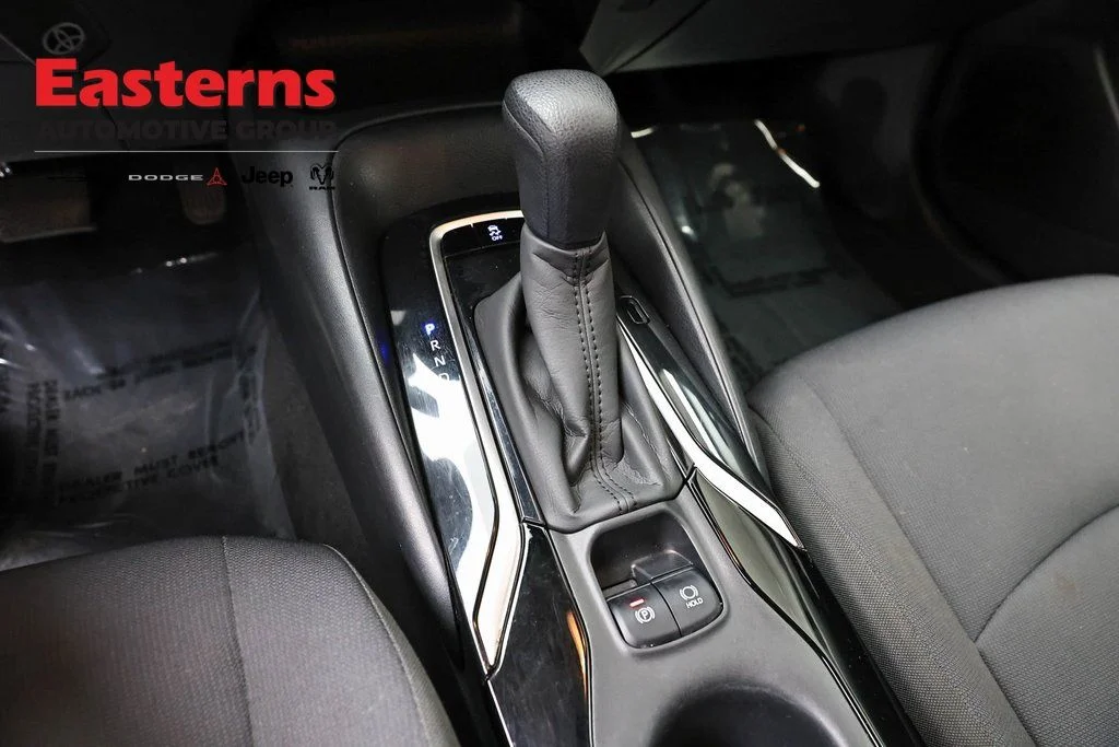 Used 2021 Silver Toyota LE image 19