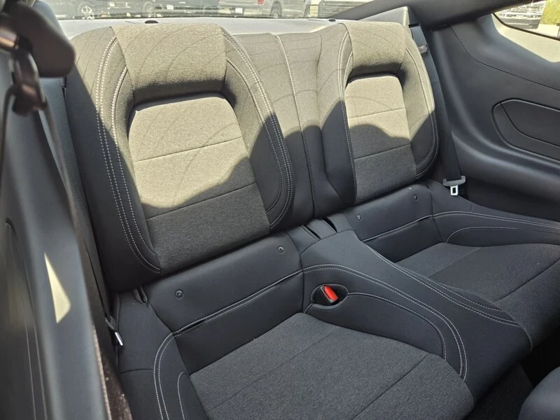 Used 2025 Magenta FORD GT FASTBACK image 16