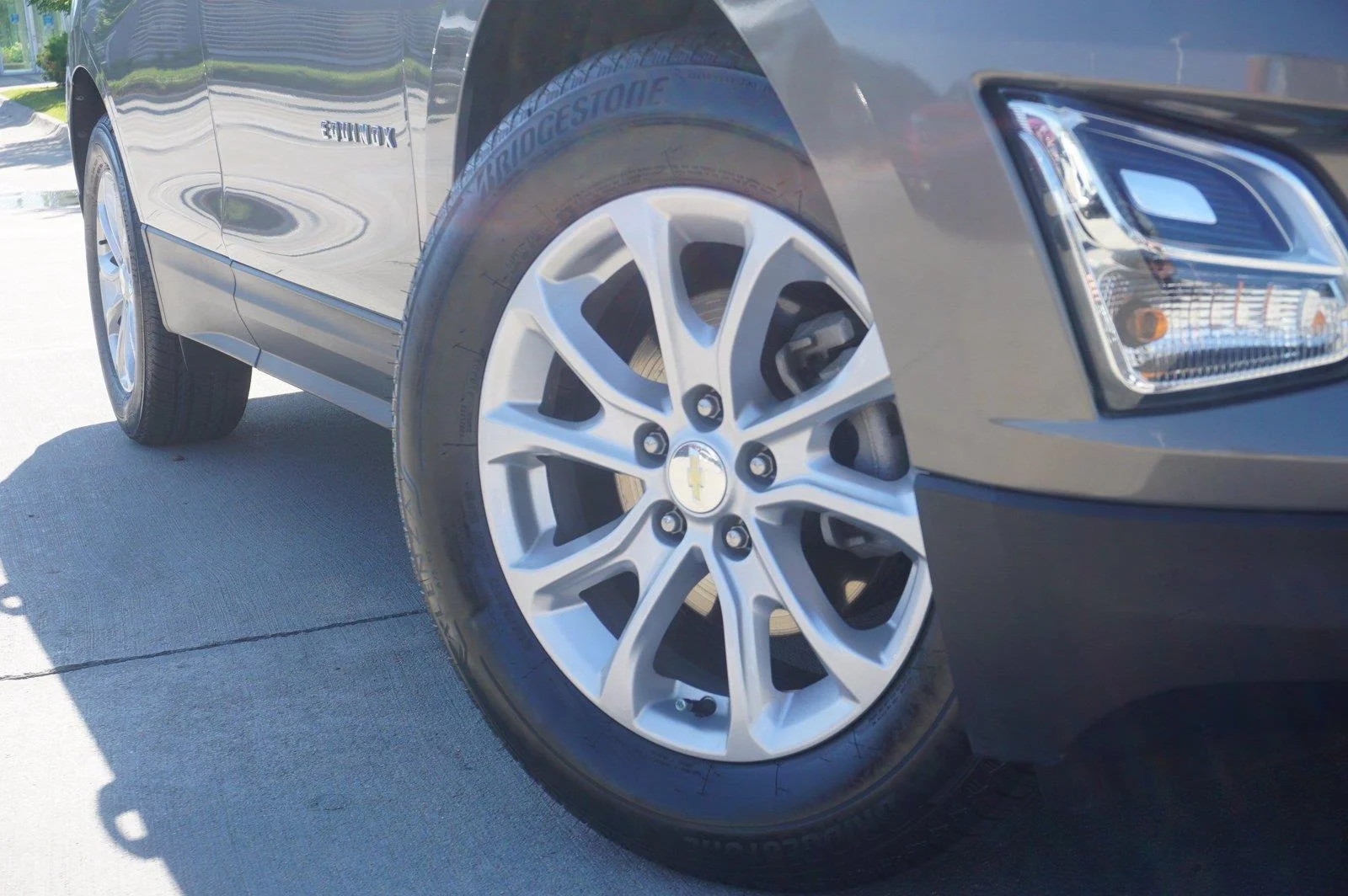 Used 2018 BEIGE Chevrolet LT image 3