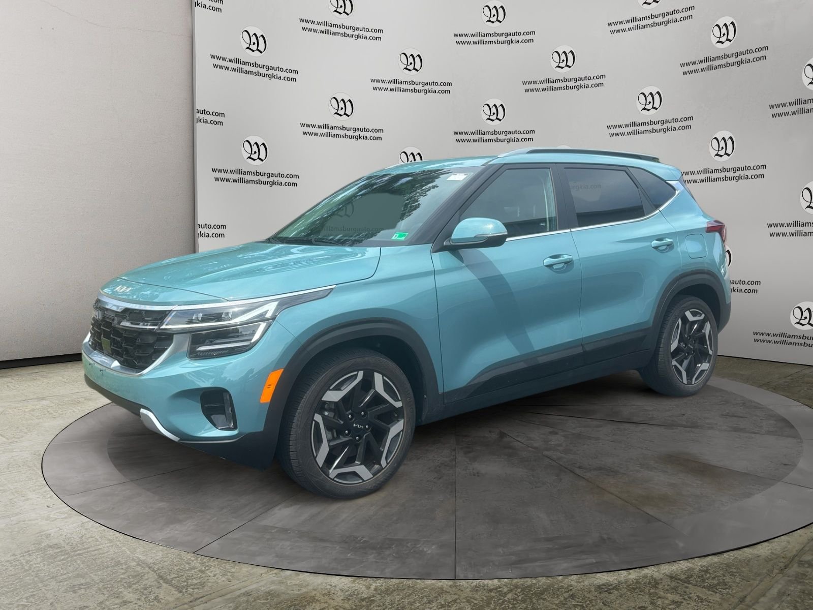 Used 2024 Blue Kia SX image 1
