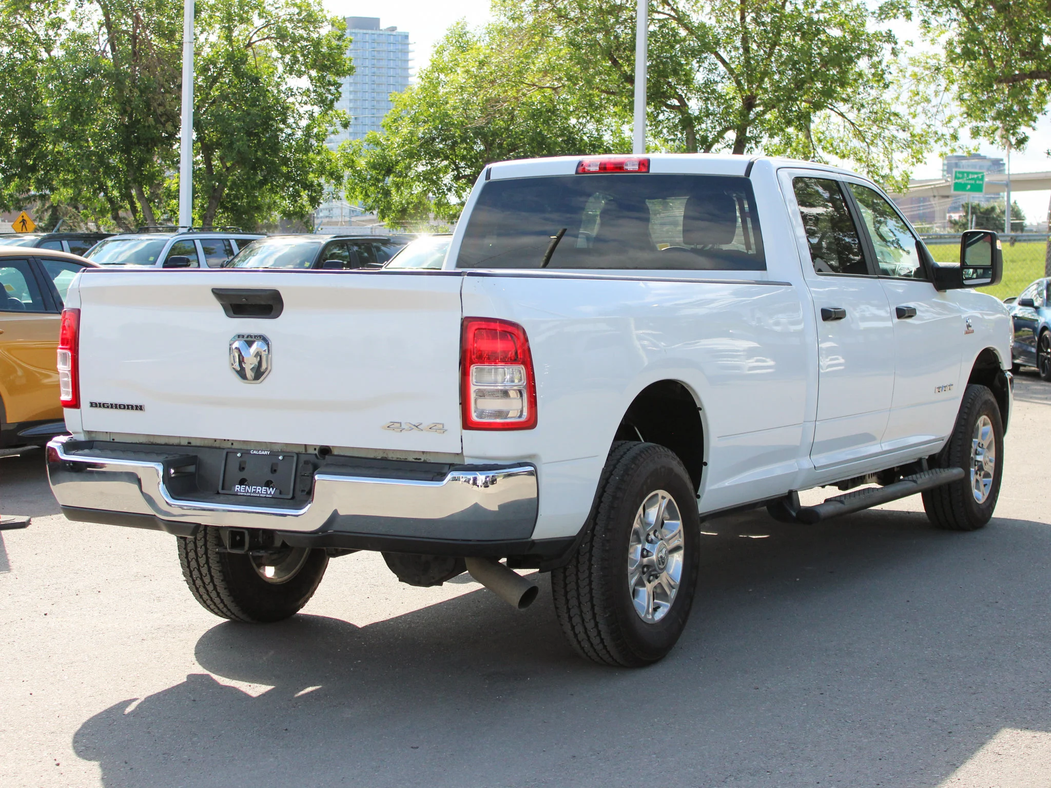 Certified Used 2023 White RAM Big Horn*No Accidents | Long Box | Backup Camera | Remote Start | Rear Air Suspension | Diesel image 16
