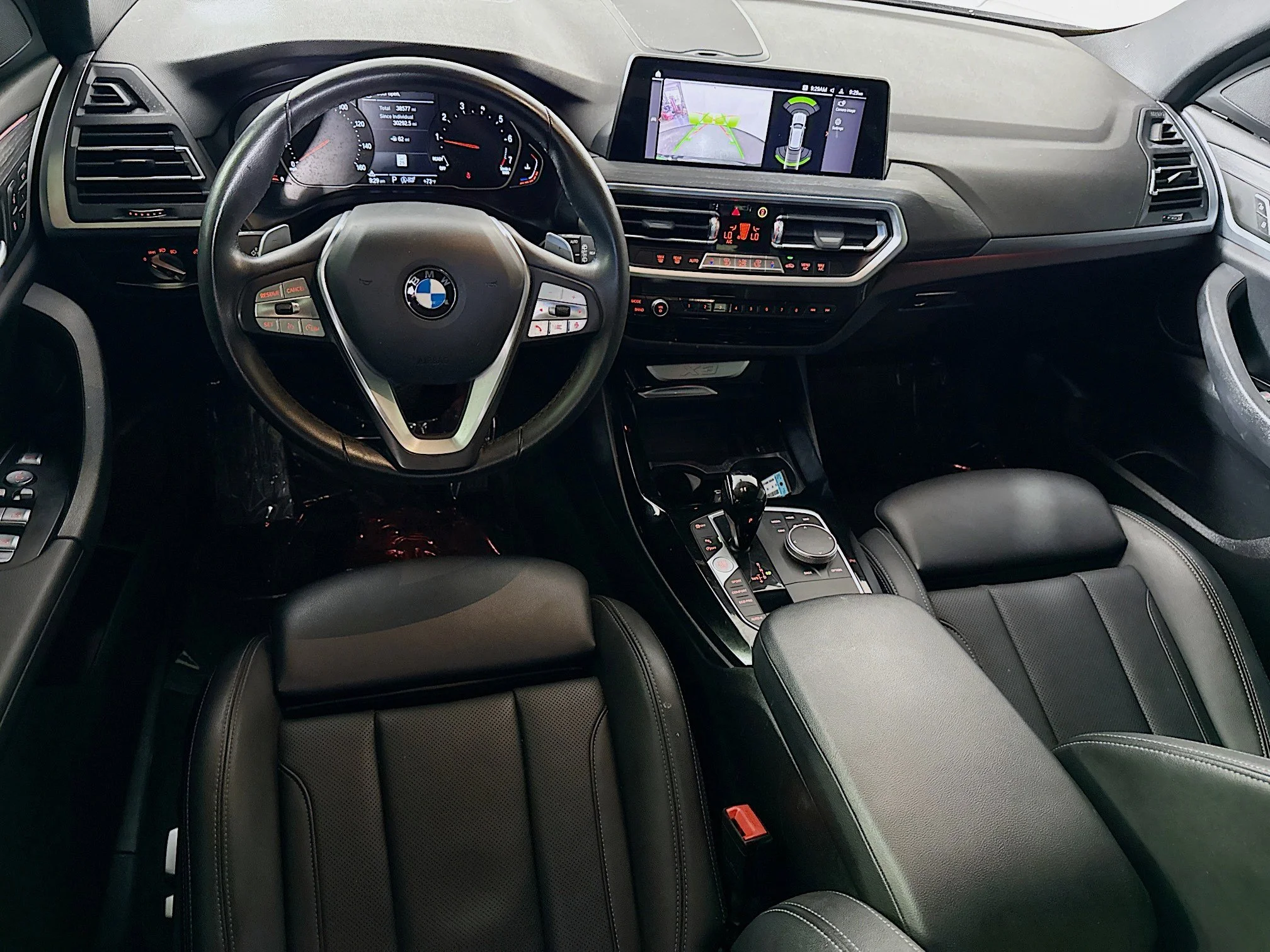 Used 2022 Black Sapphire Metallic BMW sDrive30i image 13