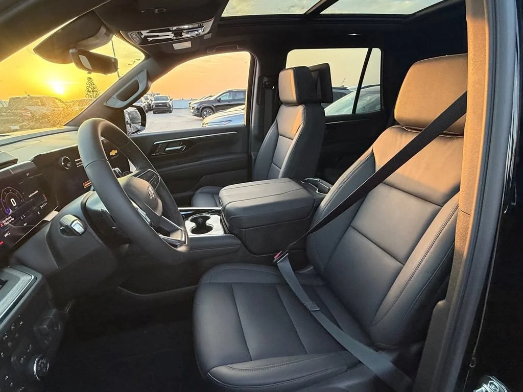 New 2026 Black Chevrolet Z71 image 7