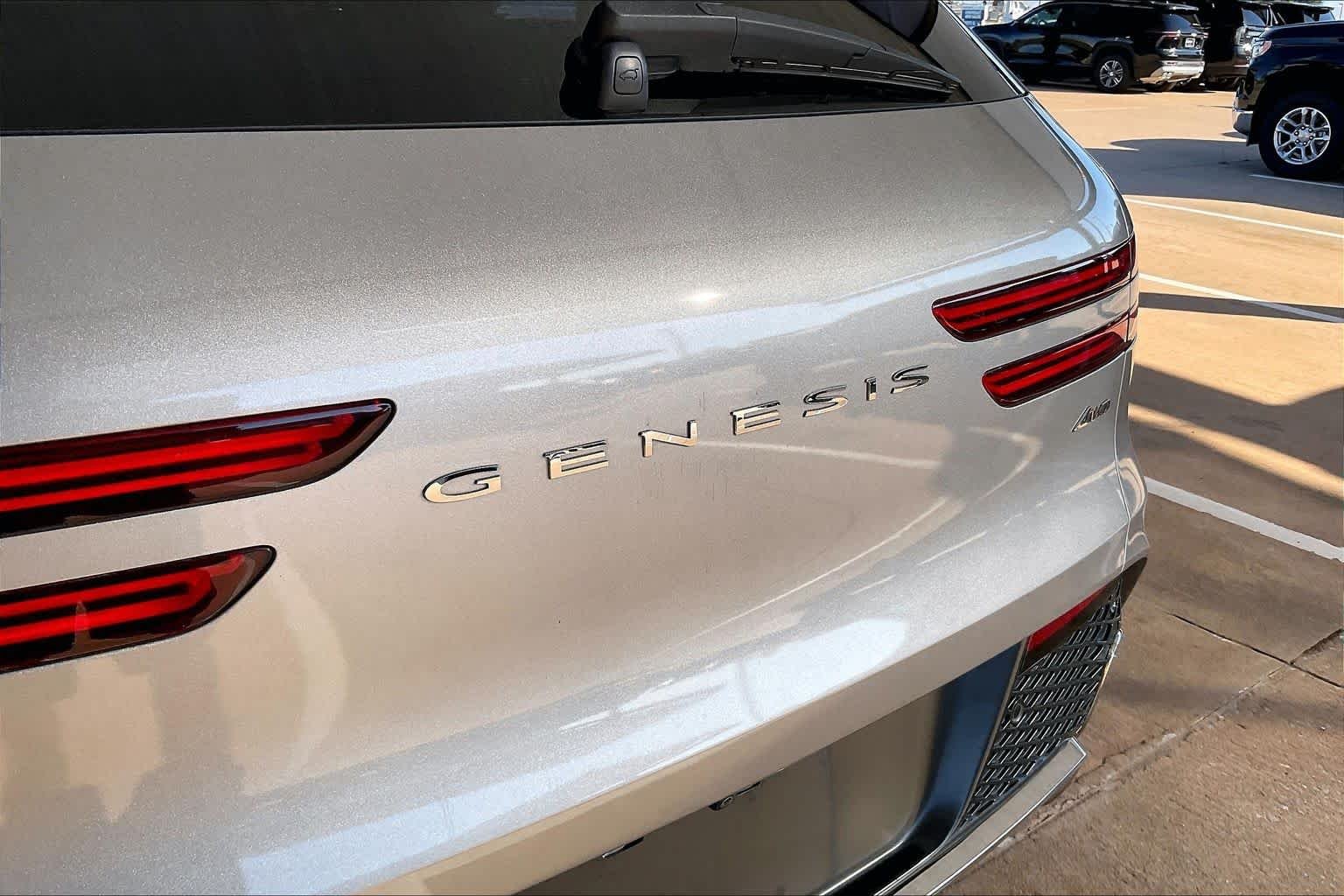 Used 2022 Savile Silver Genesis 2.5T image 28
