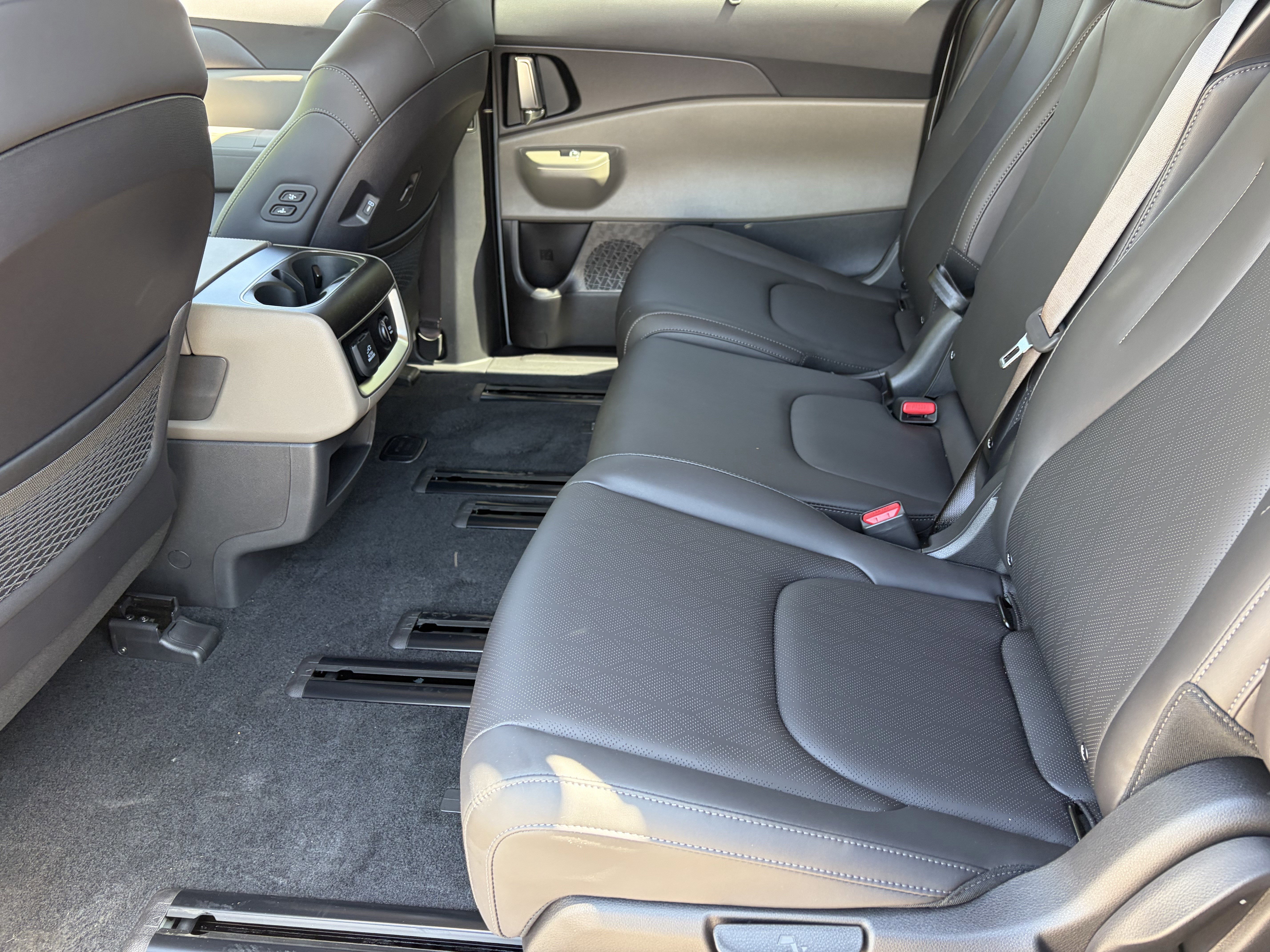 New 2026 Ceramic Silver Kia SX image 15