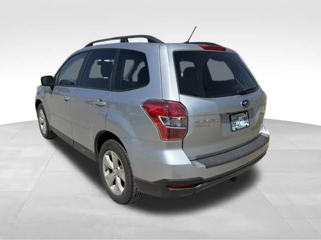 Used 2014 Silver Subaru 2.5i Premium image 5
