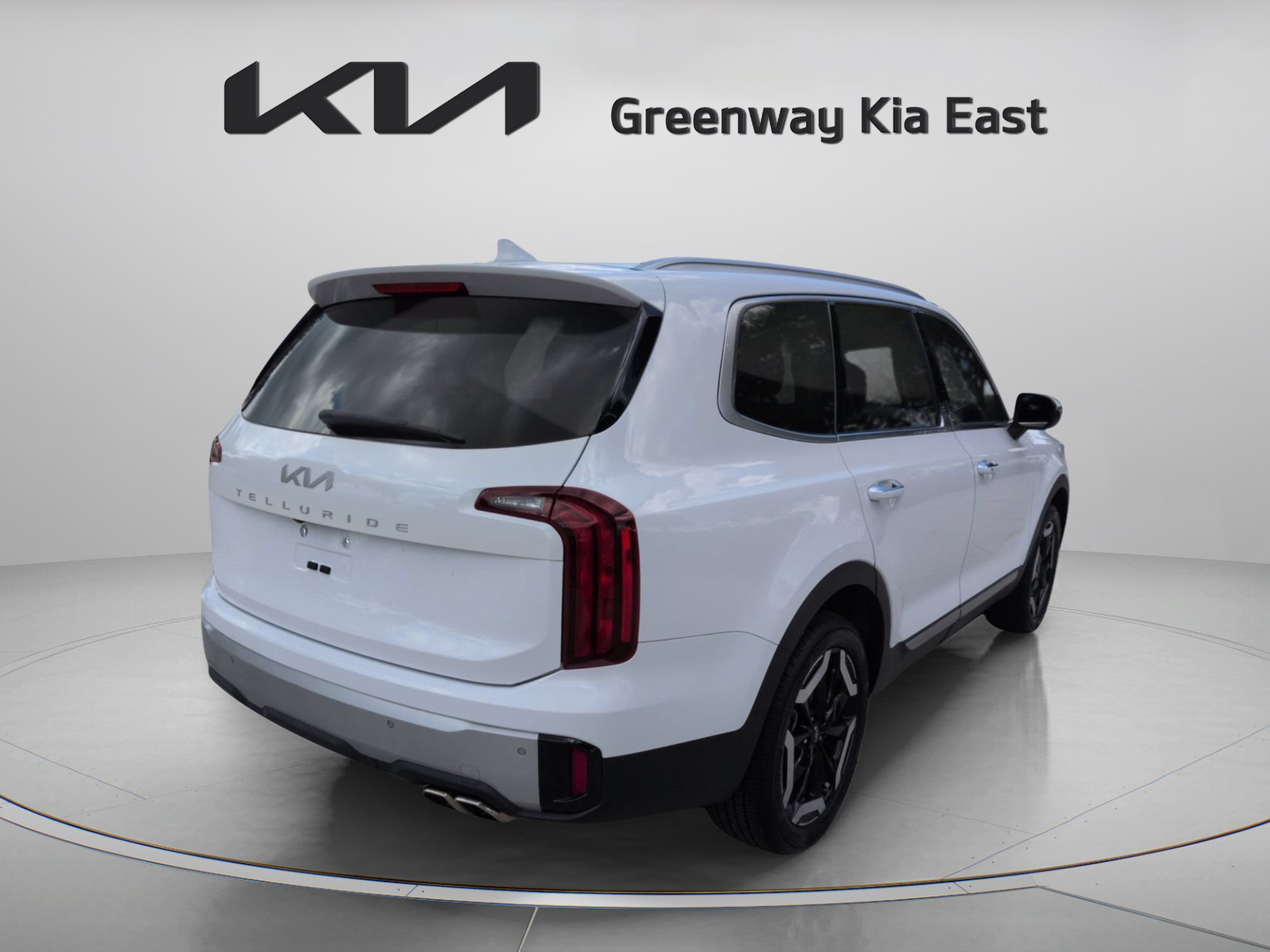 Certified Used 2024 Glacial White Pearl Kia S image 6