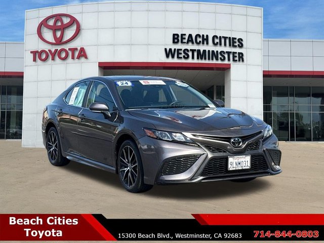 2024 Toyota Camry SE