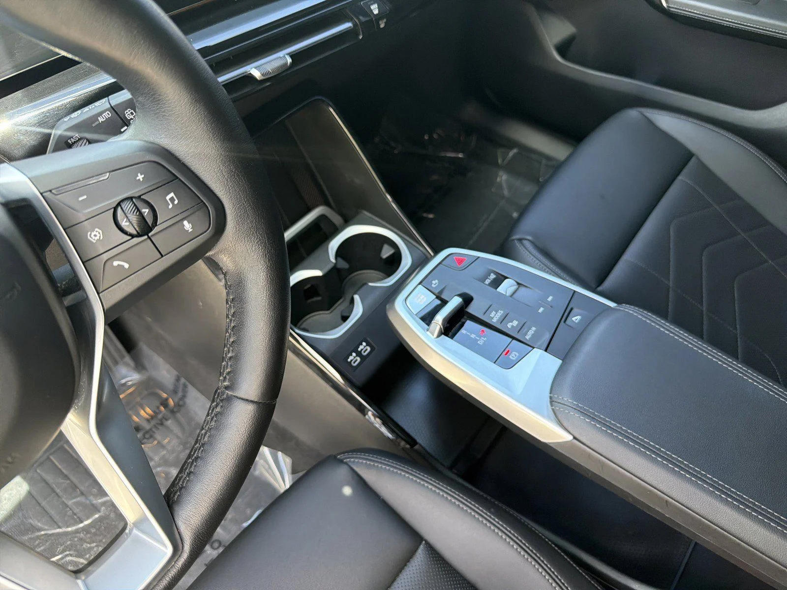 Used 2024 Mineral White Metallic BMW xDrive28i image 22