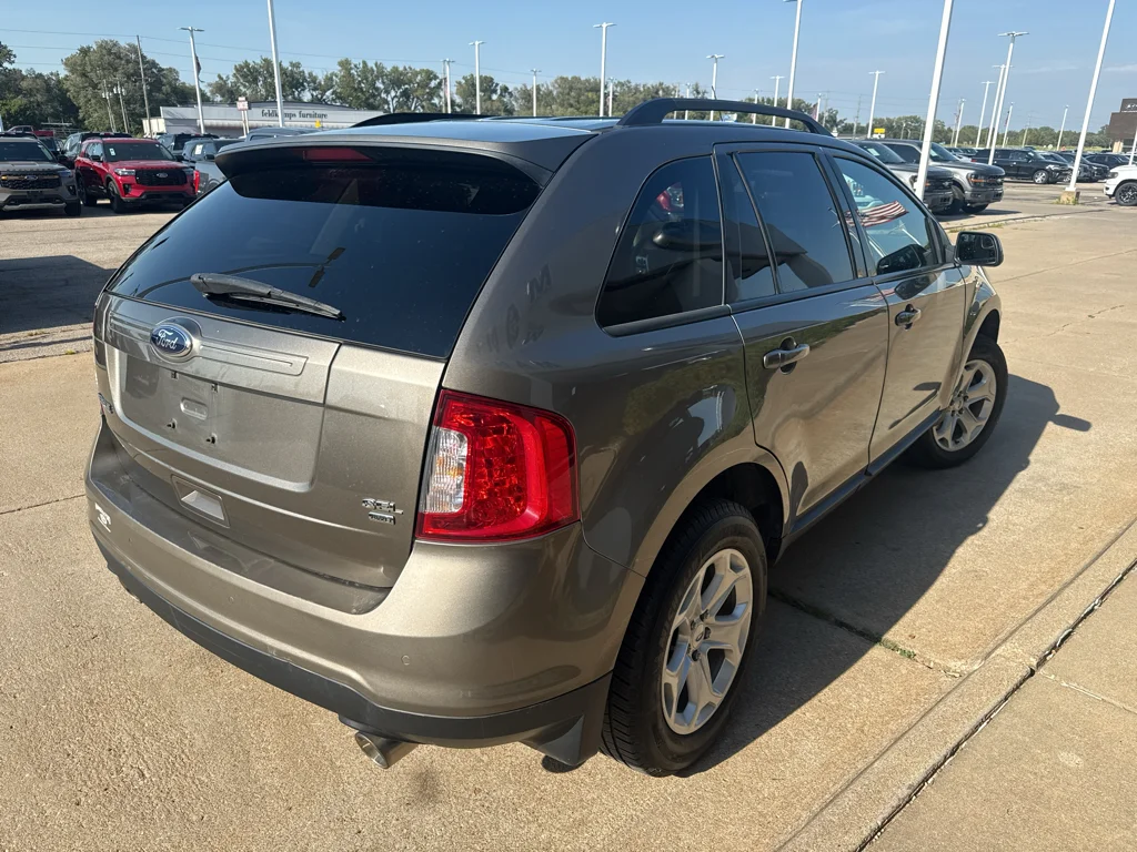 Used 2014 Kodiak Brown Metallic Ford SEL image 5