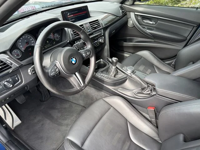 Used 2018 Blue BMW Base image 17