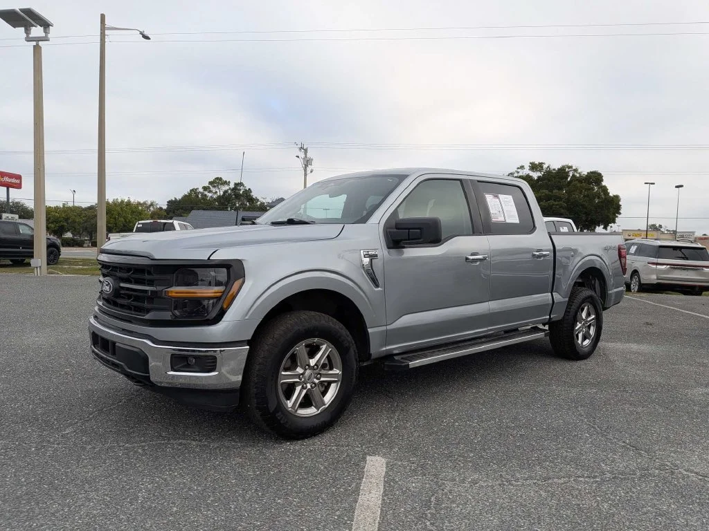 Certified Used 2025 Silver Metallic Ford XLT image 7