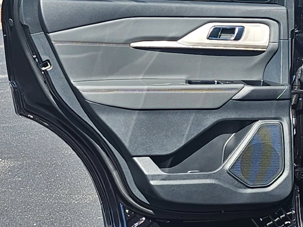 New 2027 Black Ford Active image 35