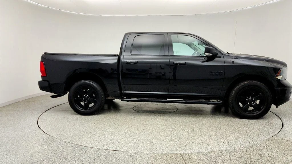 Used 2018 Brilliant Black Crystal Pearlcoat Ram Big Horn 4x4 Crew Cab 5