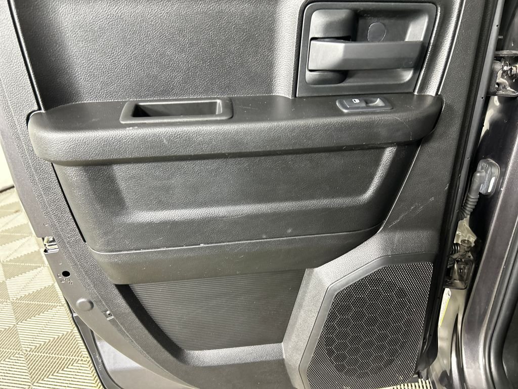 Used 2019 Gray Ram Express image 18