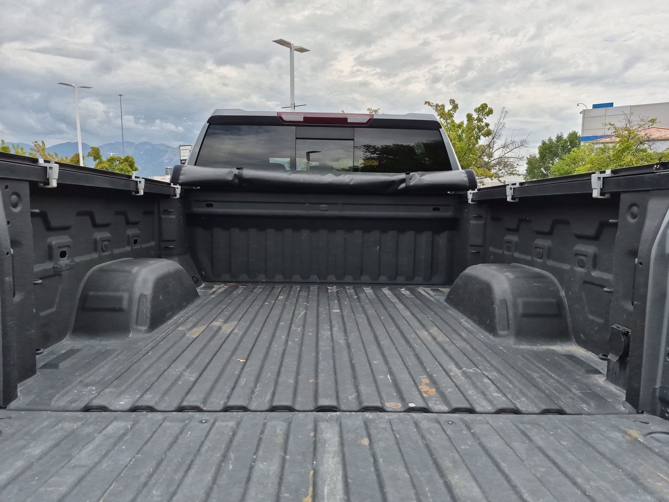 Used 2020 SATIN STEEL METALLIC Chevrolet LT Trail Boss image 32