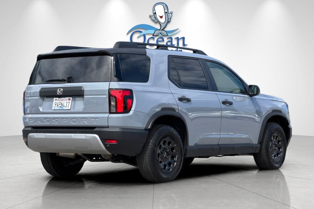 Used 2026 Sonic Gray Pearl Honda RTL image 4