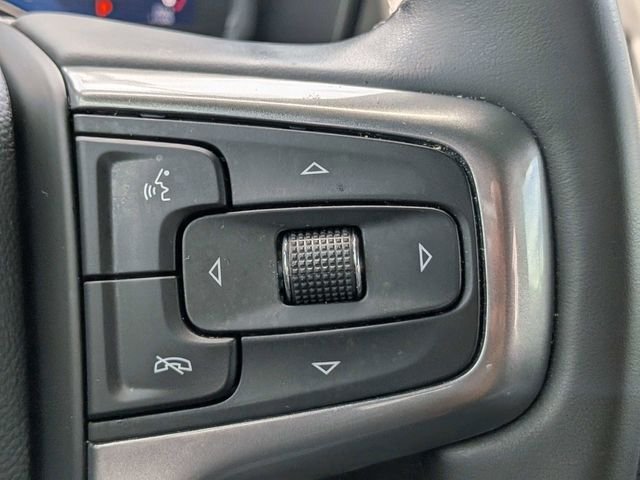 Used 2024 Gray Chevrolet Z71 image 28