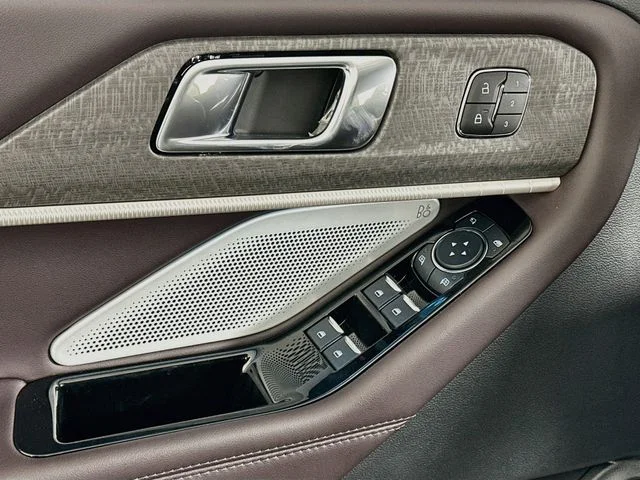 New 2026 Ford Explorer Platinum