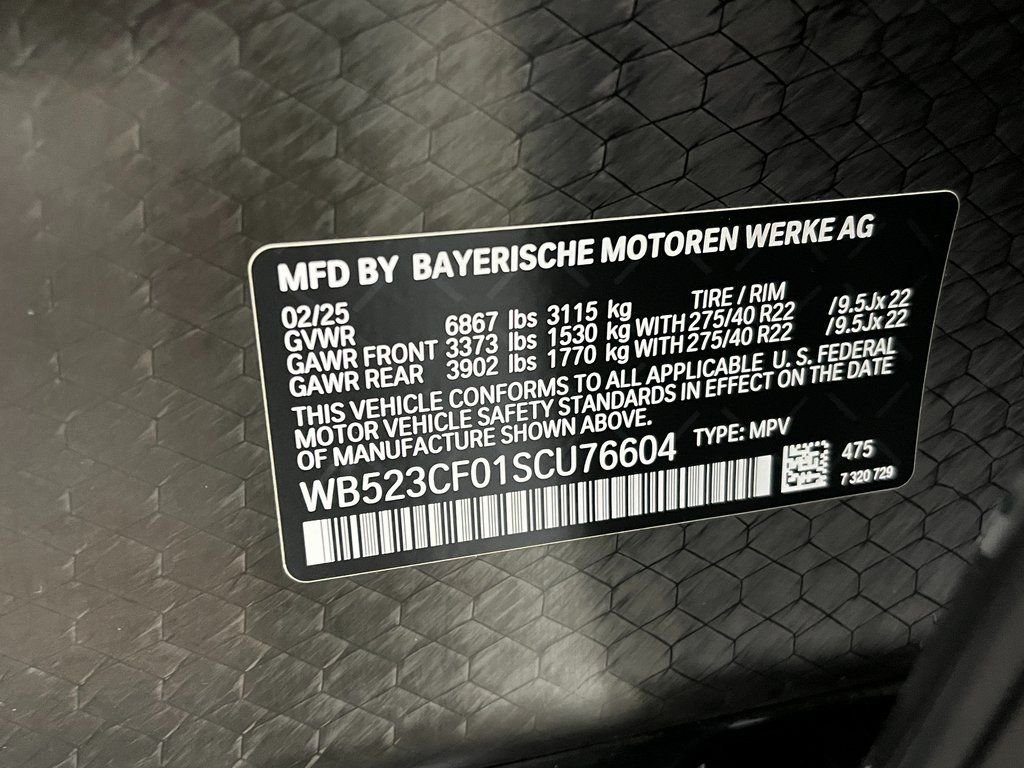 Used 2025 Black BMW xDrive50 image 28