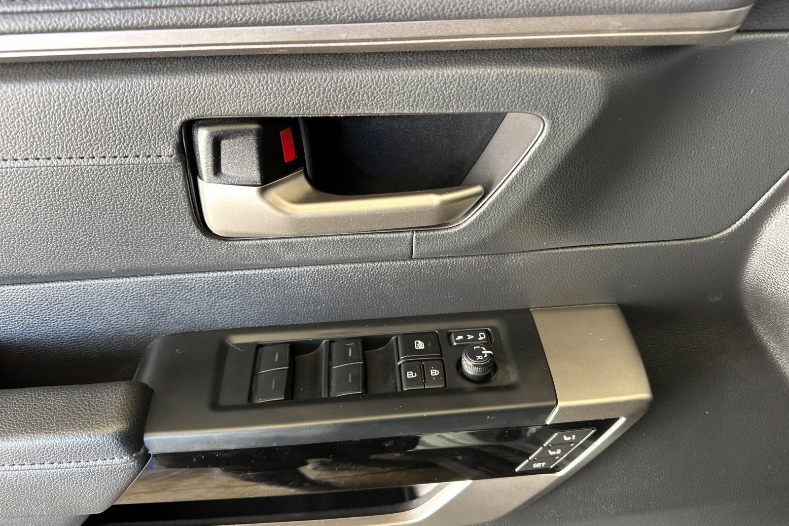 Used 2022 Gray Toyota Limited image 10