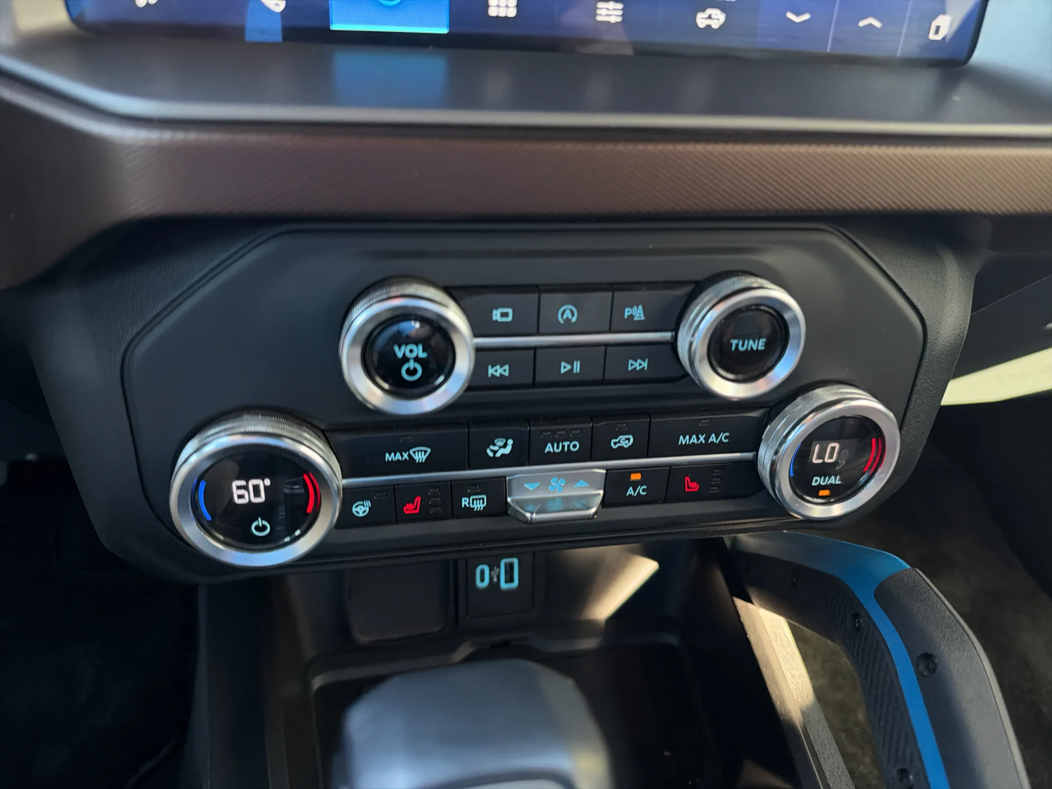 Used 2023 Carbonized Gray Metallic Ford Outer Banks image 15