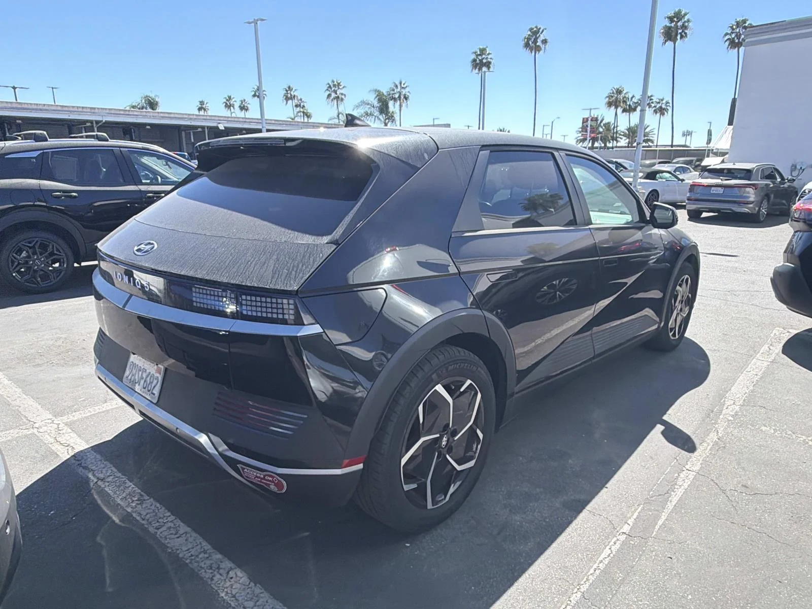 Used 2024 ABYSS BLACK Hyundai SEL image 7