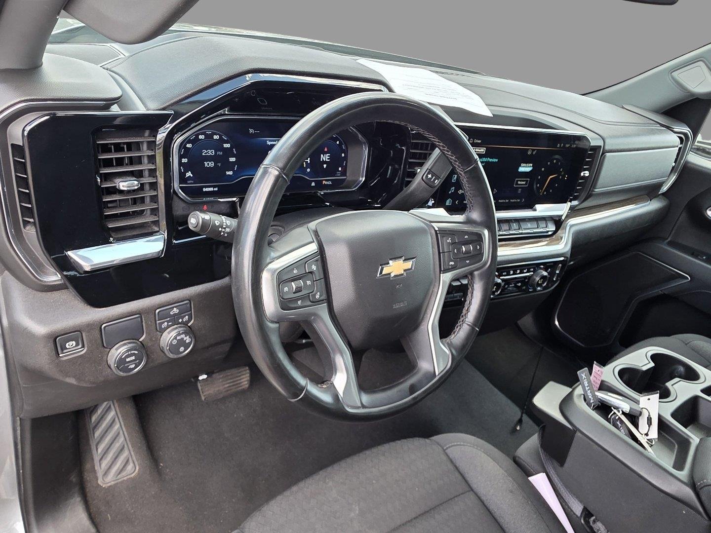 Used 2025 Sterling Gray Metallic Chevrolet LT image 11