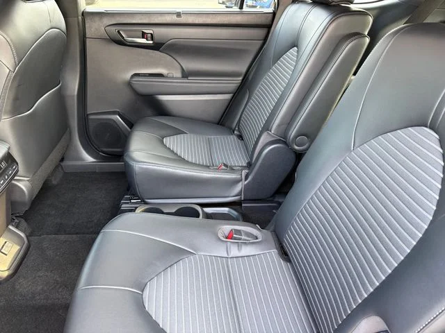 Used 2023 Magnetic Gray Metallic Toyota XSE image 31