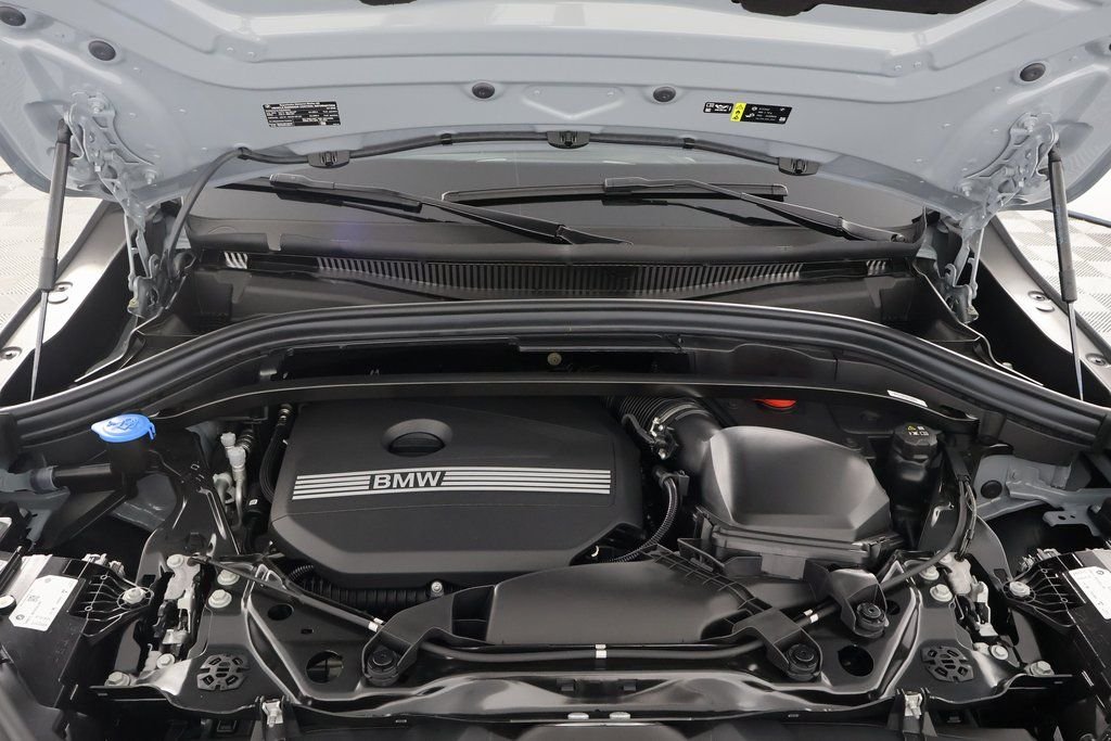 New 2026 Brooklyn Grey Metallic BMW xDrive28i image 9