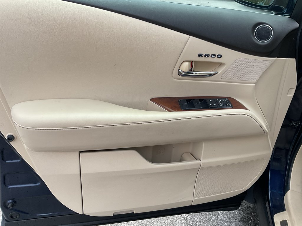 Used 2013 Deep Sea Mica Lexus Base image 18
