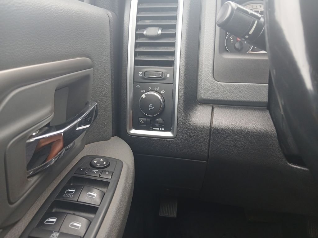 Used 2018 Red Ram Lone Star image 14