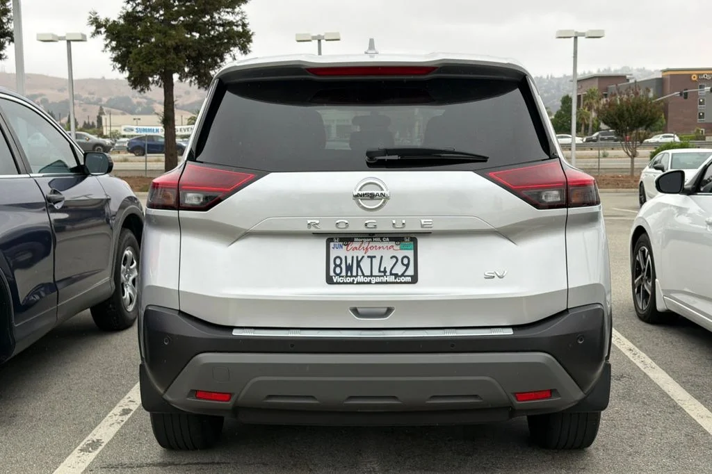 Used 2021 Brilliant Silver Metallic Nissan SV image 6