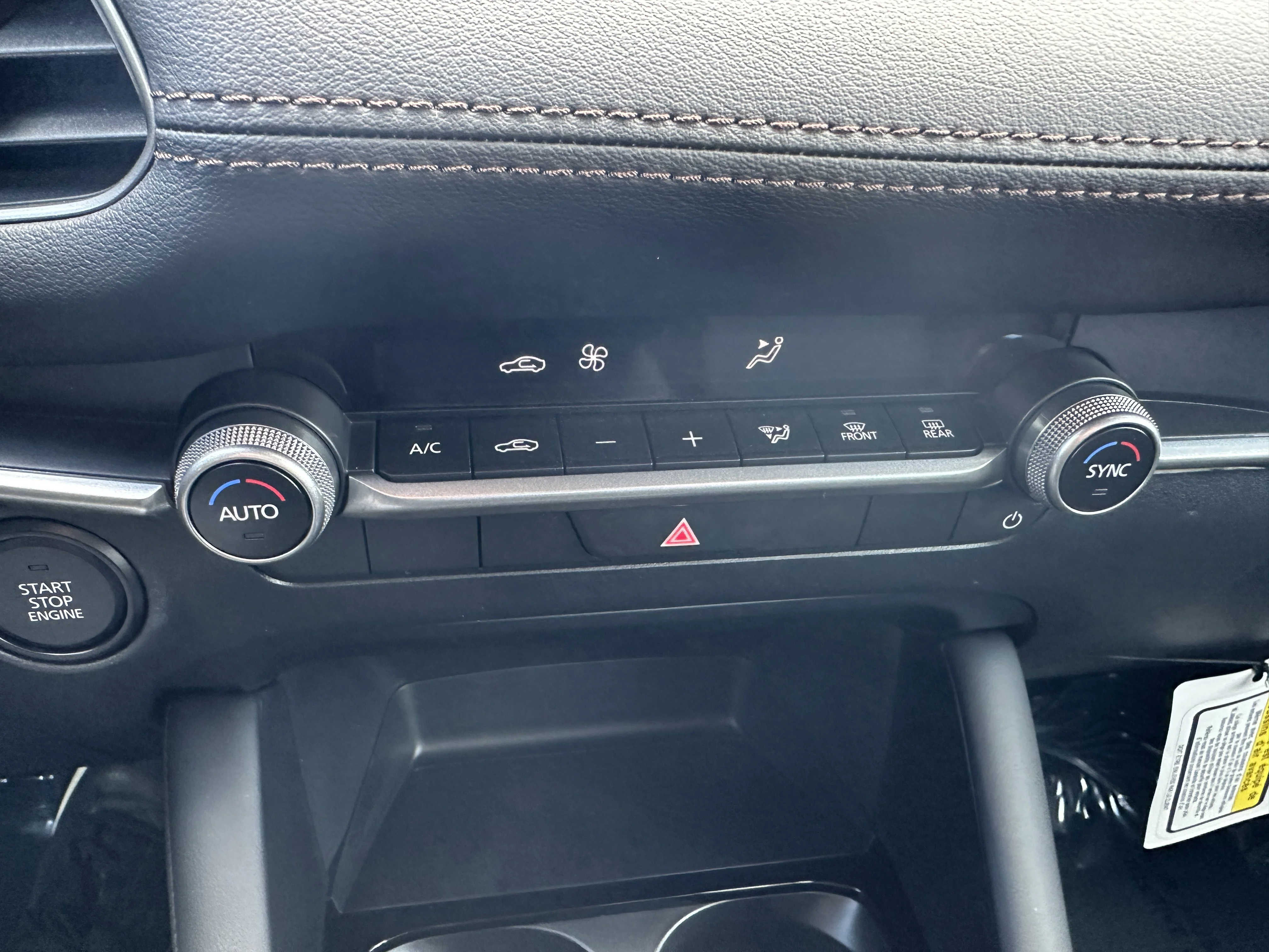 2025 Mazda Mazda3 Select Sport - Photo 30