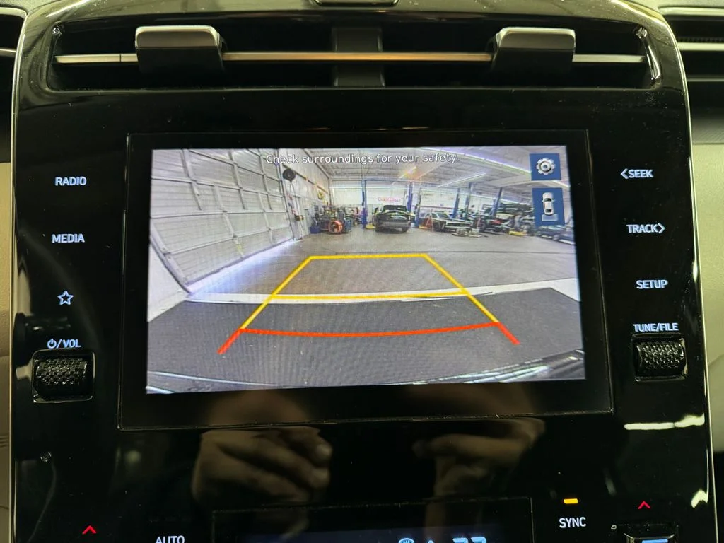 Used 2024 Black Hyundai SEL image 22