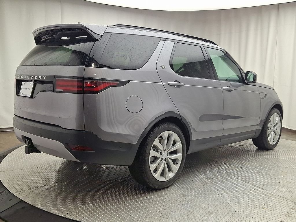 New 2026 Eiger Grey Land Rover S image 3
