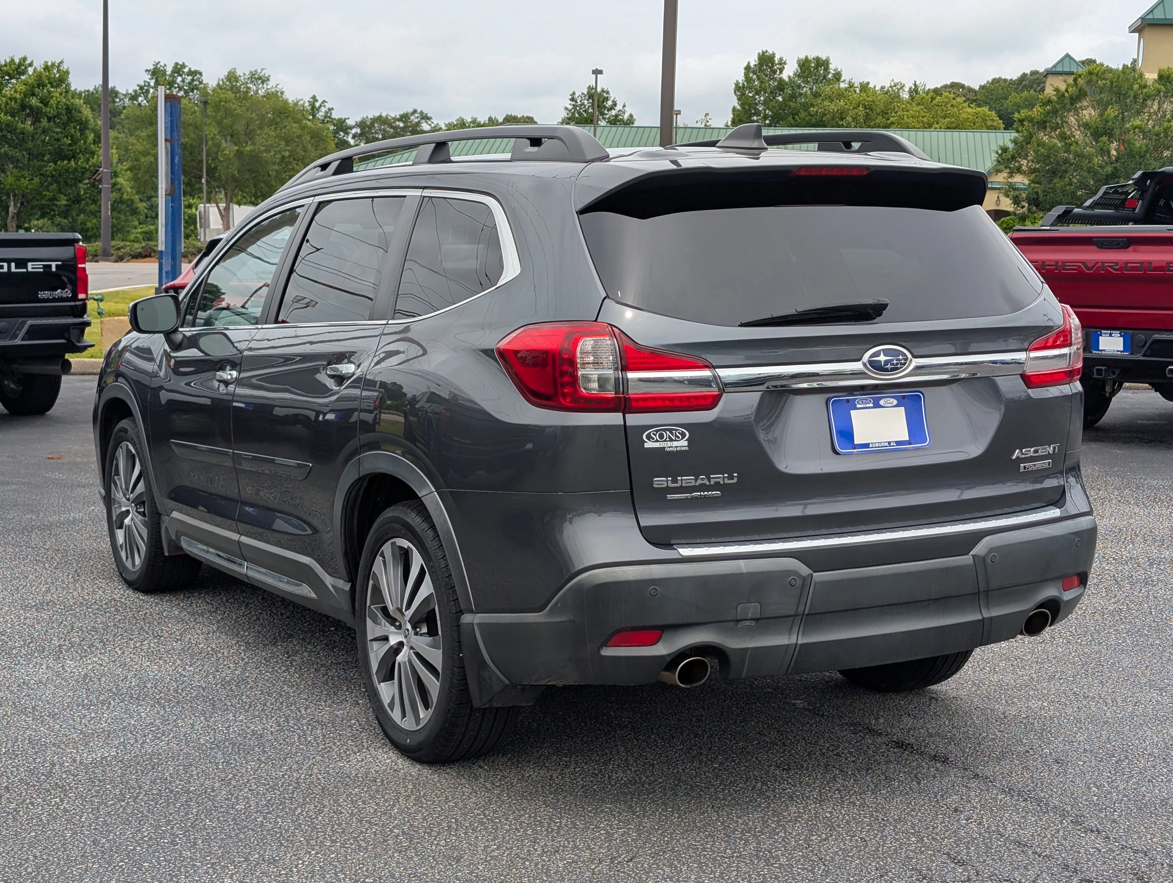 Used 2020 Magnetite Gray Metallic Subaru Touring image 13